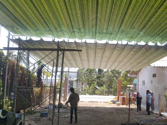 Lắp đặt mái hiên di động Huyện Nhà Bè với độ bền vượt trội