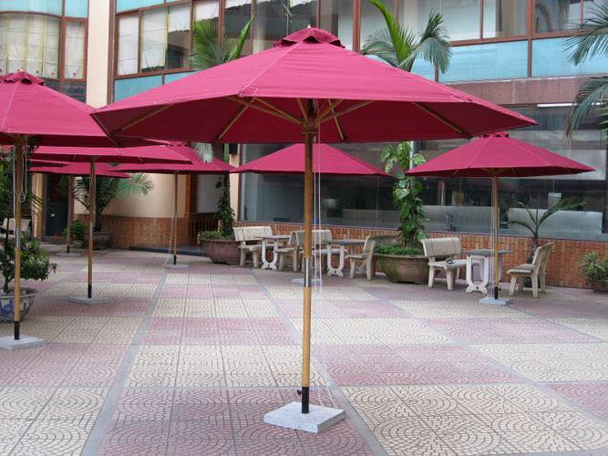 Mẫu dù quán cafe tiện lợi dễ bố trí và sử dụng